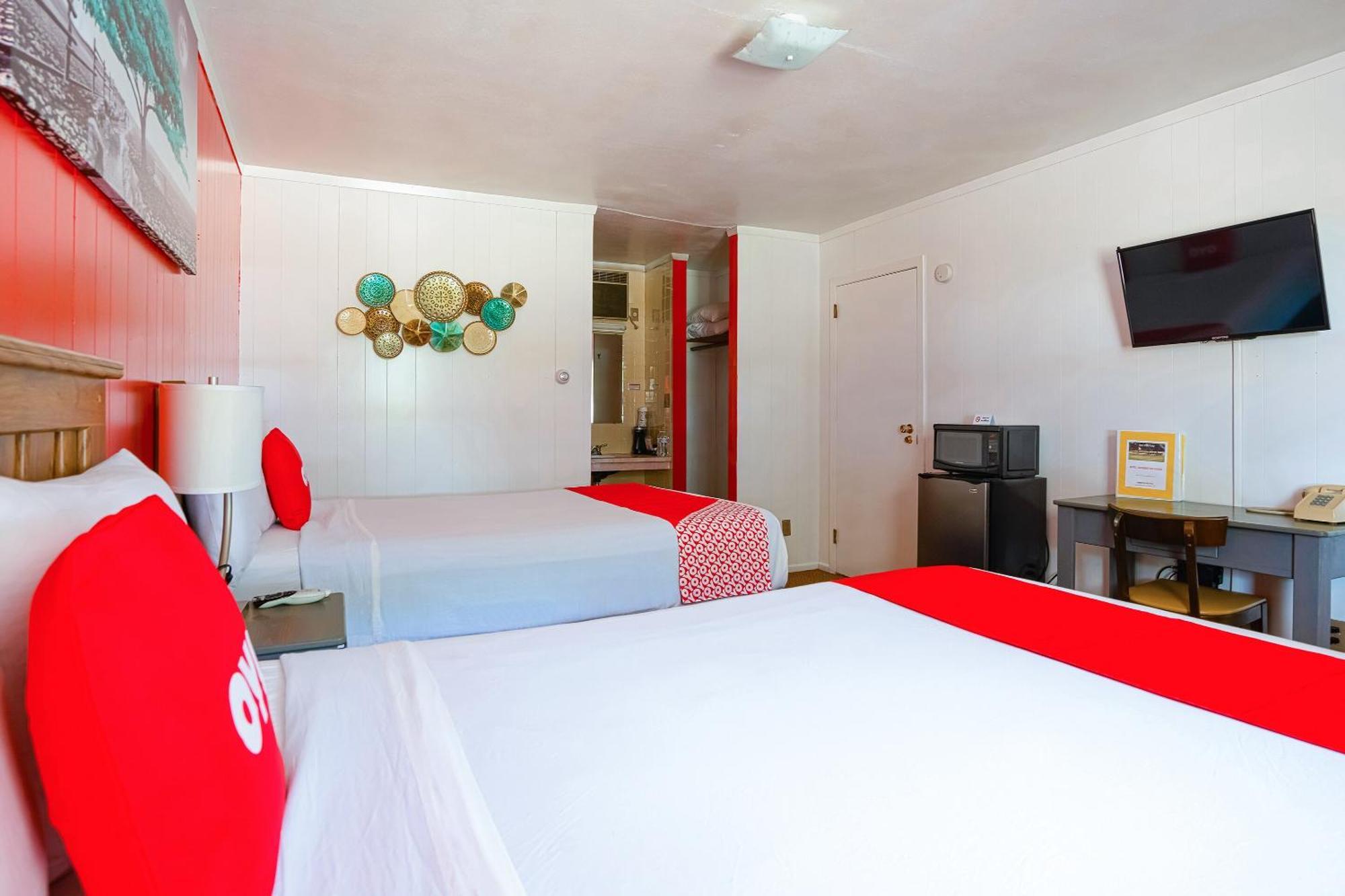 Oyo Hotel Lamberton Hwy 14 Eksteriør billede